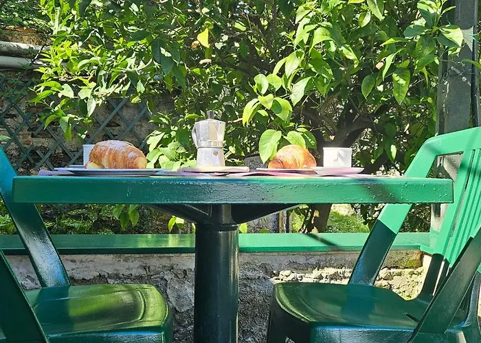 Holiday home Il Melograno La Casetta Nel *